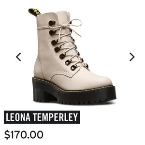 Leona Dr. Martens in Bone